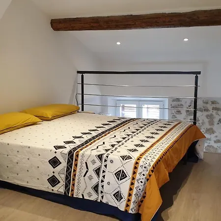 Apartmán Superbe 2p Atypique Pres Port Vieil *